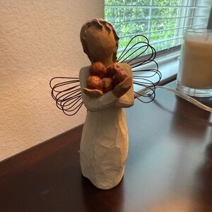 Willow Tree Good Health Angel Figurine with Wire Wings